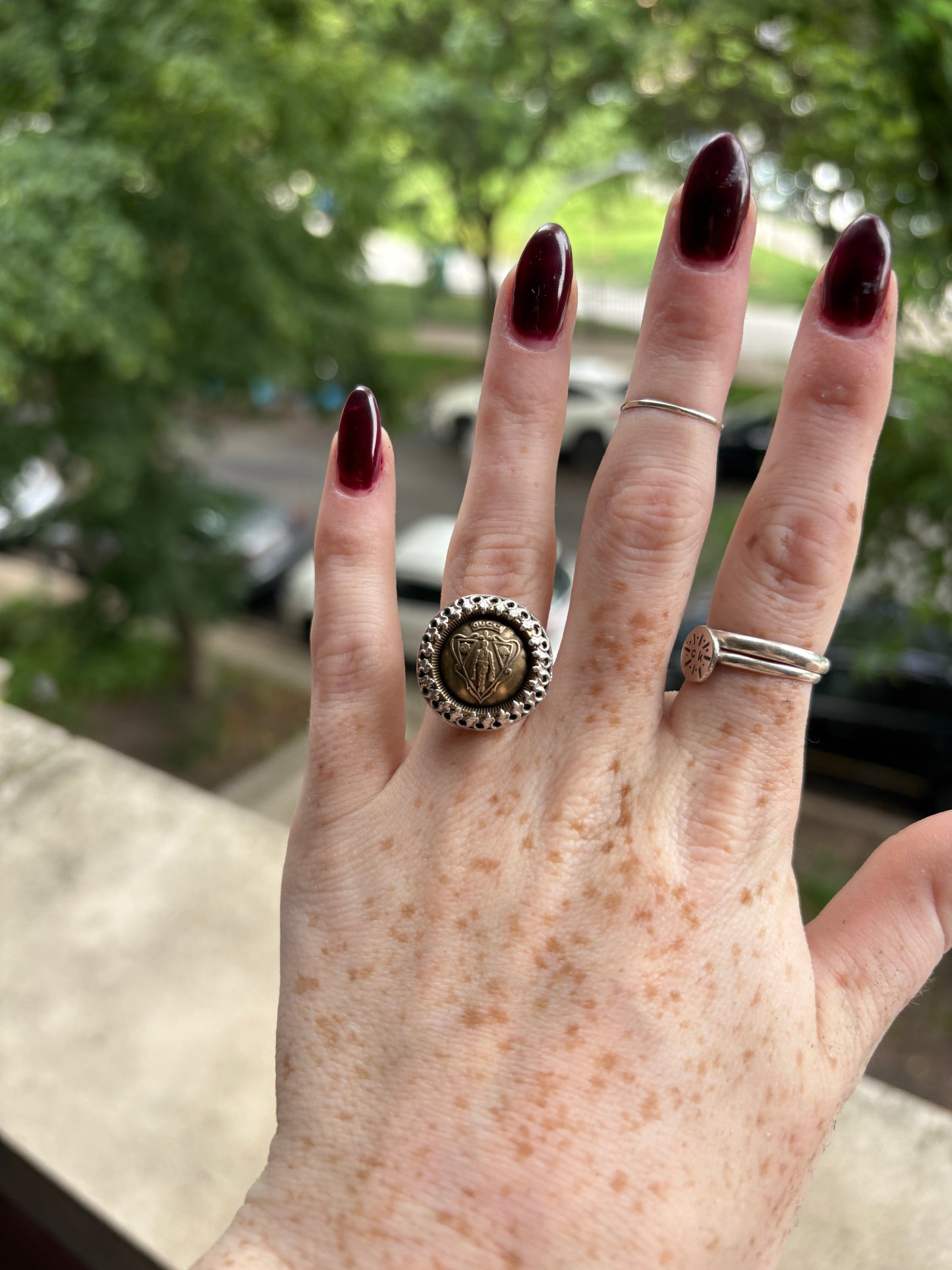Gucci Button Ring for Lauren, size 6
