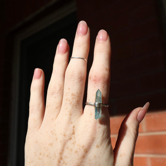 Aura Quartz Ring, 6.75